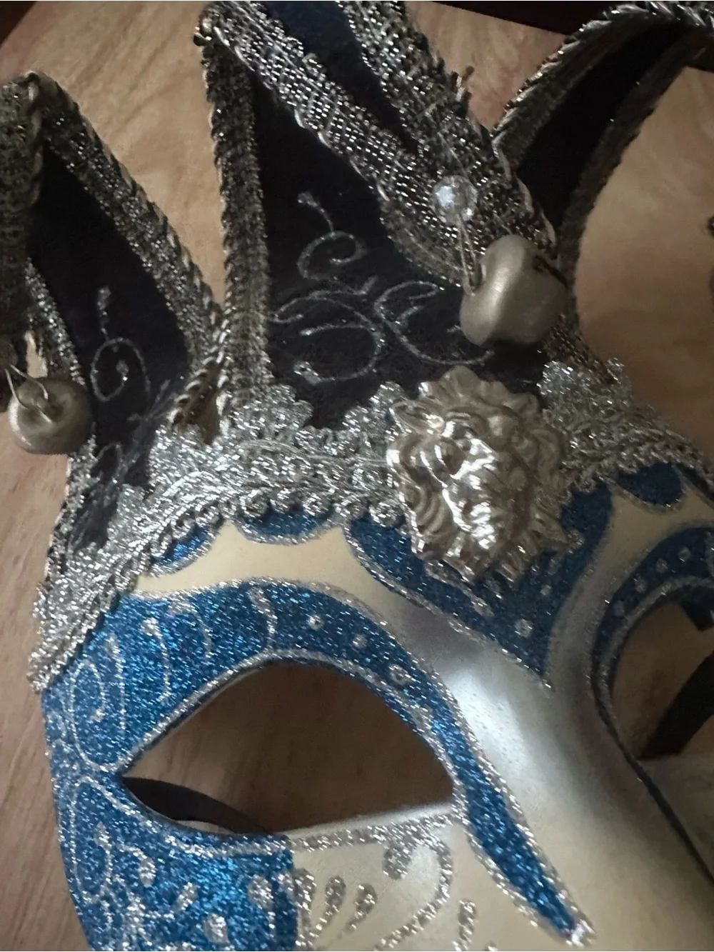 Blue  🎉Mardi Gras 🎉 Venetian Jester Masquerade Mask • blue & silver NWT